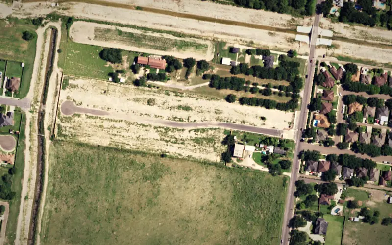 Aerial view of the area around Magnolia Park, Mission